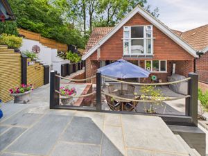 REAR ASPECT- click for photo gallery